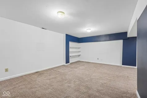 8431 Duncaster Court Indianapolis IN 46256