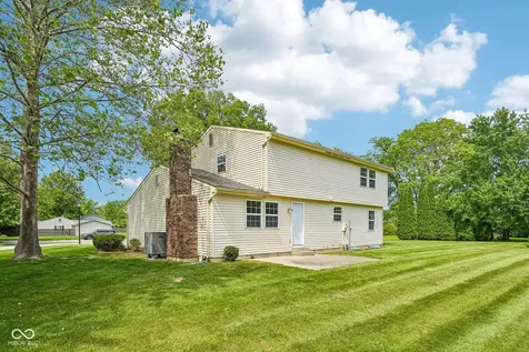 8431 Duncaster Court Indianapolis IN 46256