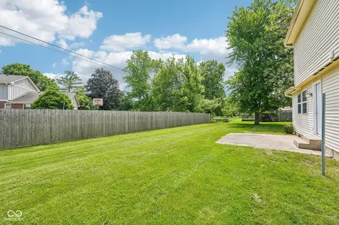 8431 Duncaster Court Indianapolis IN 46256