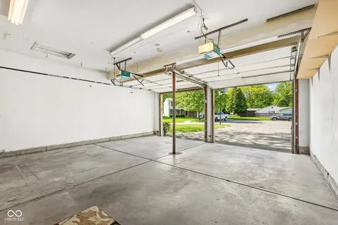 8431 Duncaster Court Indianapolis IN 46256