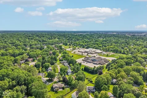 8431 Duncaster Court Indianapolis IN 46256