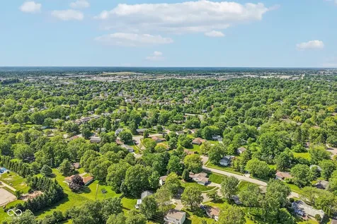 8431 Duncaster Court Indianapolis IN 46256