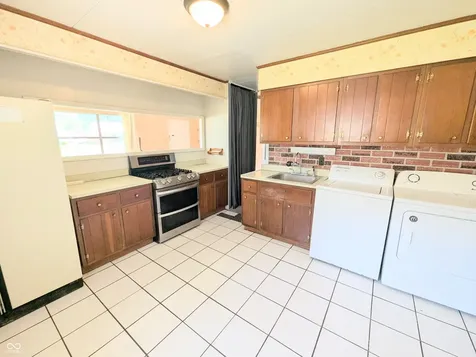 472 Carol Drive Greenwood IN 46143