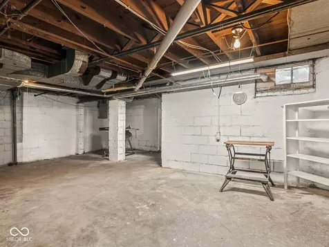 4746 Broadway Street Indianapolis IN 46205