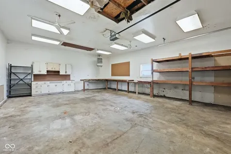 10942 S County Road 0 Clayton IN 46118