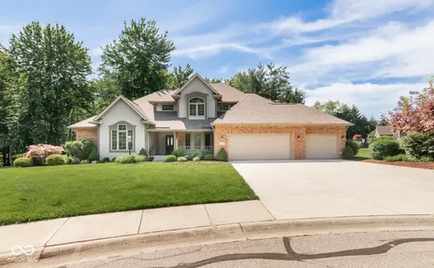 285 Plum Court Columbus IN 47201
