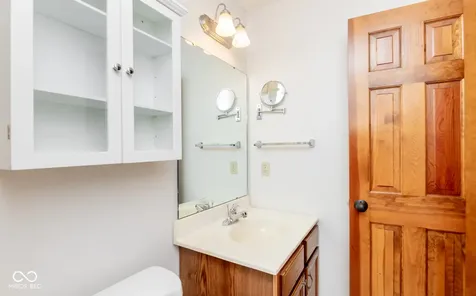 285 Plum Court Columbus IN 47201