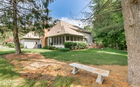 285 Plum Court Columbus IN 47201