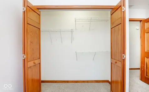 285 Plum Court Columbus IN 47201