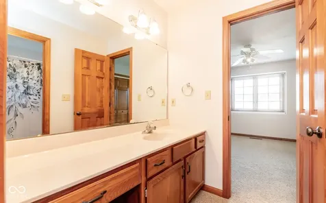 285 Plum Court Columbus IN 47201