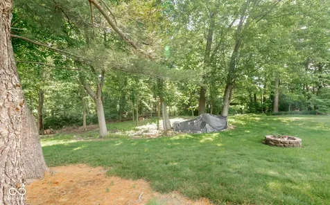 285 Plum Court Columbus IN 47201