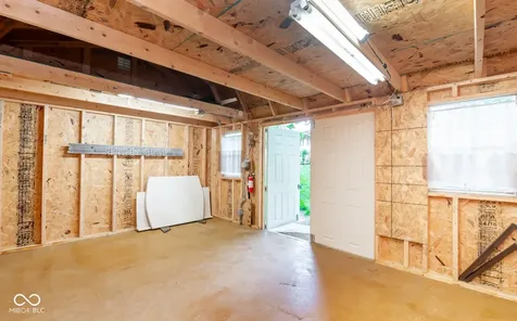285 Plum Court Columbus IN 47201