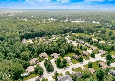 285 Plum Court Columbus IN 47201
