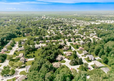 285 Plum Court Columbus IN 47201