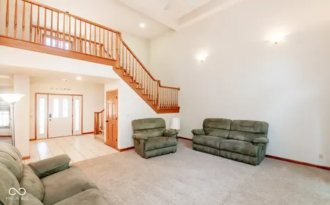 285 Plum Court Columbus IN 47201