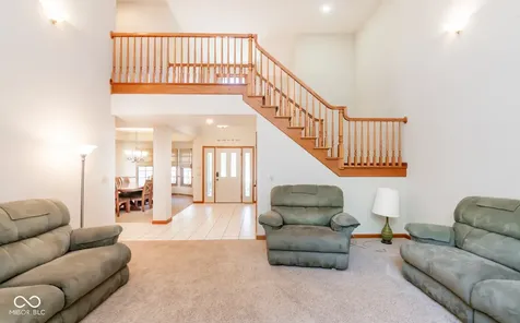 285 Plum Court Columbus IN 47201