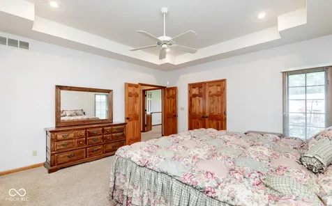 285 Plum Court Columbus IN 47201