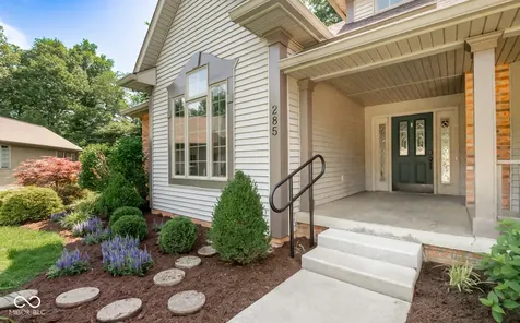 285 Plum Court Columbus IN 47201