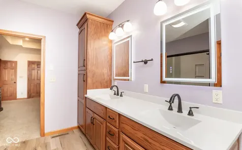 285 Plum Court Columbus IN 47201