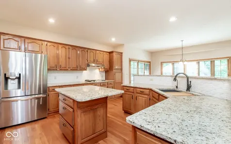 285 Plum Court Columbus IN 47201