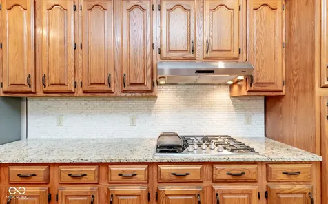 285 Plum Court Columbus IN 47201
