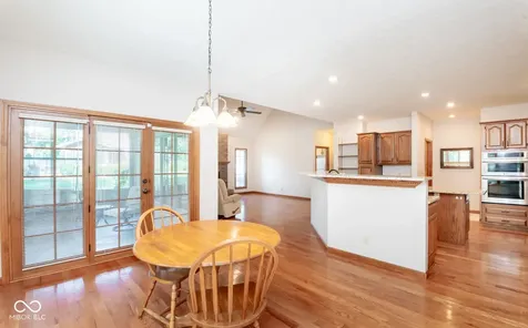 285 Plum Court Columbus IN 47201