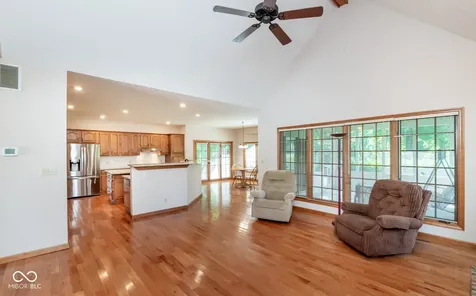 285 Plum Court Columbus IN 47201