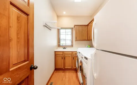 285 Plum Court Columbus IN 47201
