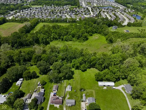 1346 S Morgantown Road Greenwood IN 46143