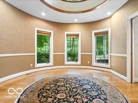 812 Woodcrest Way Anderson IN 46012