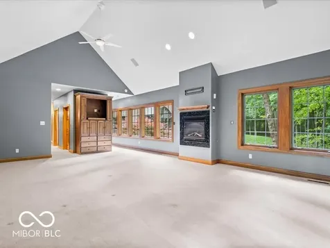 812 Woodcrest Way Anderson IN 46012
