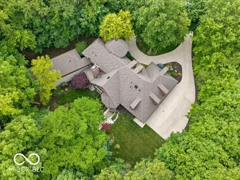 812 Woodcrest Way Anderson IN 46012
