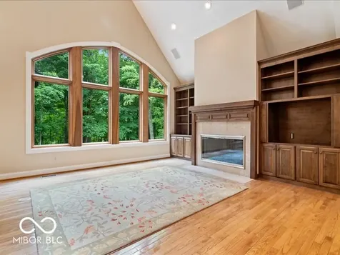 812 Woodcrest Way Anderson IN 46012