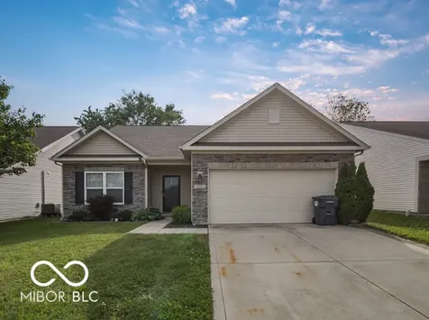 1650 Bridgecreek Crossing Greenwood IN 46143