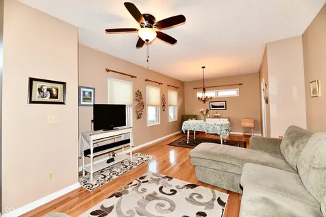 5705 Kensington Way S Plainfield IN 46168