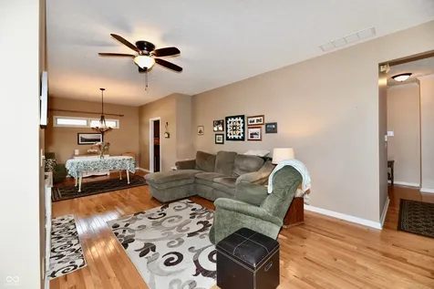 5705 Kensington Way S Plainfield IN 46168