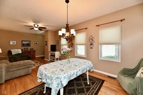 5705 Kensington Way S Plainfield IN 46168