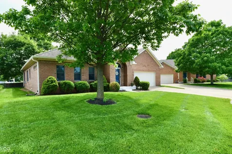 5705 Kensington Way S Plainfield IN 46168