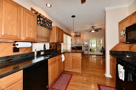 5705 Kensington Way S Plainfield IN 46168