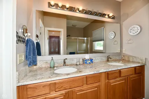 5705 Kensington Way S Plainfield IN 46168