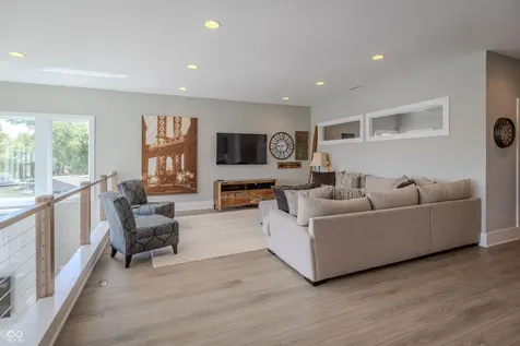9681 Marina Village Drive Indianapolis IN 46256