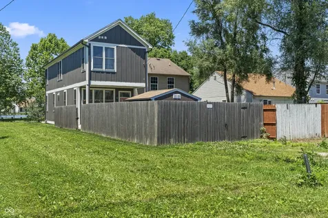 833 Birch Avenue Indianapolis IN 46221