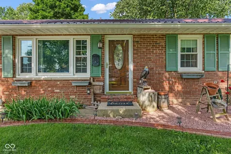 806 W Walnut Drive Rockville IN 47872