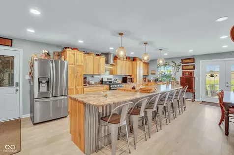 806 W Walnut Drive Rockville IN 47872