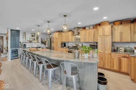 806 W Walnut Drive Rockville IN 47872