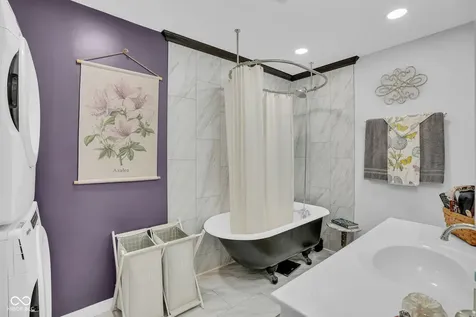 806 W Walnut Drive Rockville IN 47872