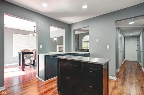 2333 Allford Court Indianapolis IN 46229