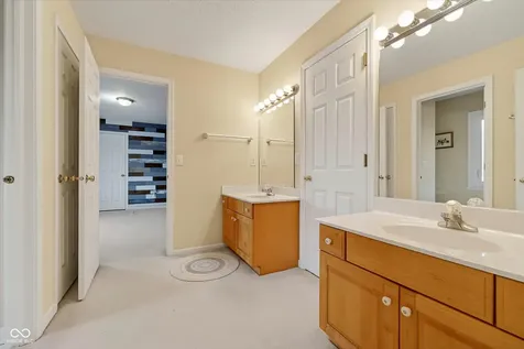 14477 Whisper Wind Drive Carmel IN 46032