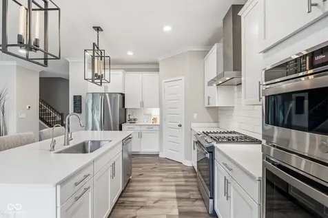 5228 Bayberry Court Whitestown IN 46075