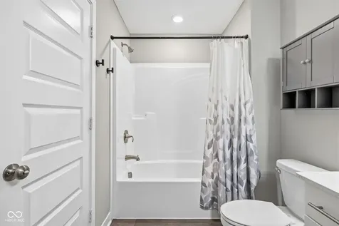 5228 Bayberry Court Whitestown IN 46075